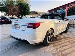 كرايسلر 200